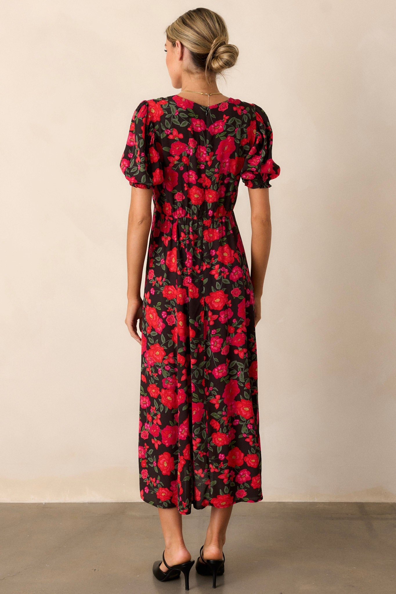 All Eyes On You Red Floral Puff Sleeve Midi Dress