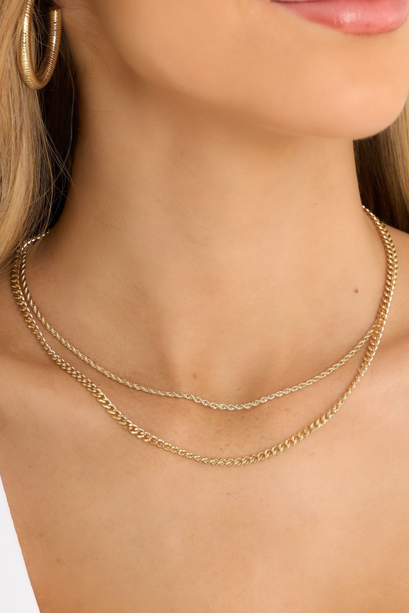 A Classic Gold Layered Chain Necklace