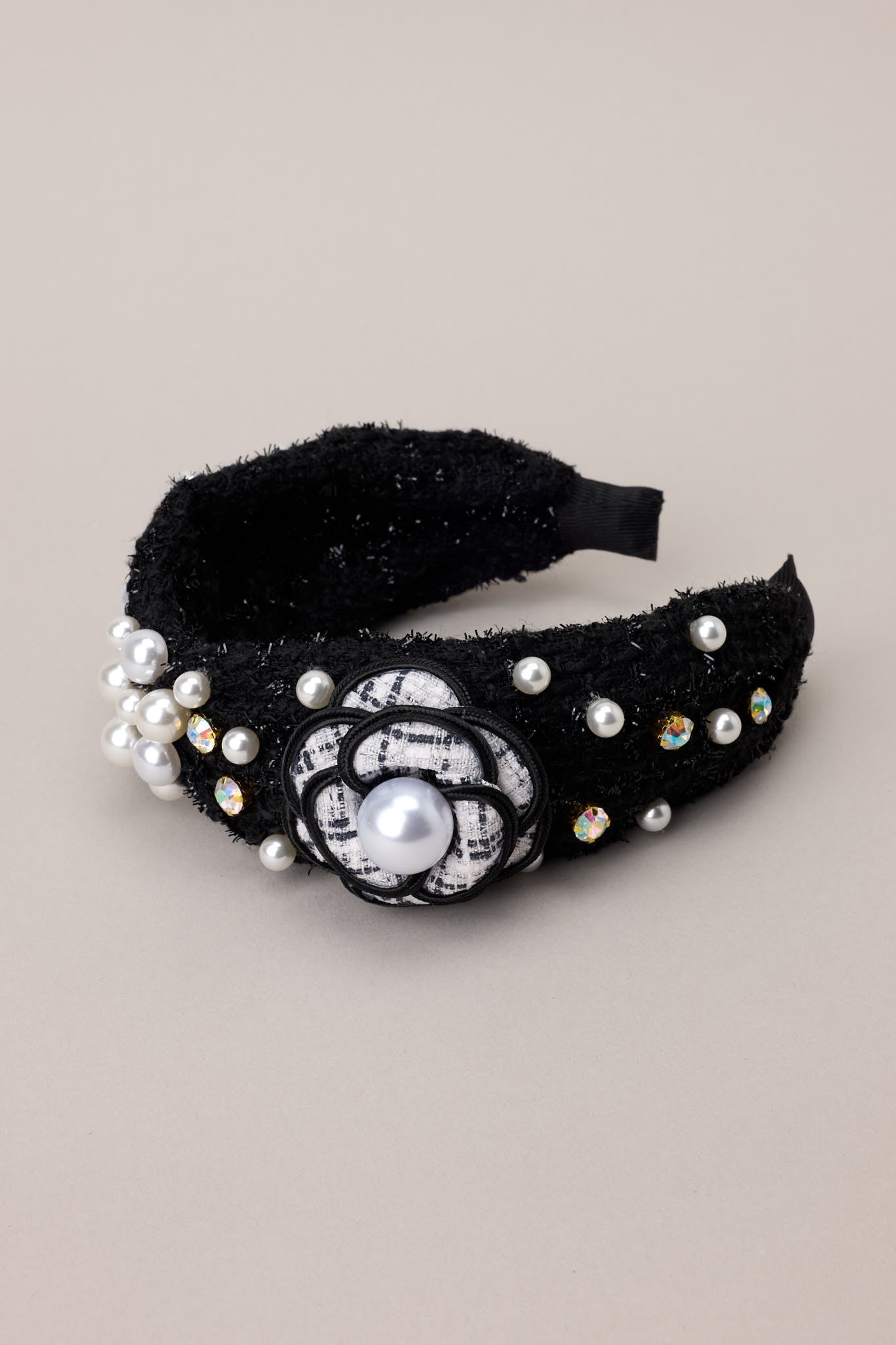 Beauty In Everyday Black Tweed Headband